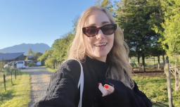 "El sur de Chile me hizo llorar": Alemana se rinde ante los encantos de la Patagonia nacional